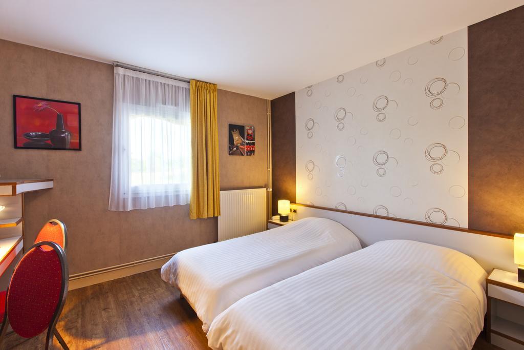 Cit'Hotel Du Circuit Magny-Cours Dış mekan fotoğraf
